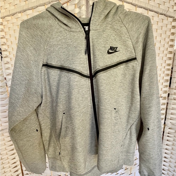 Nike Tech Fleece Hoodie - Picture 1 of 4